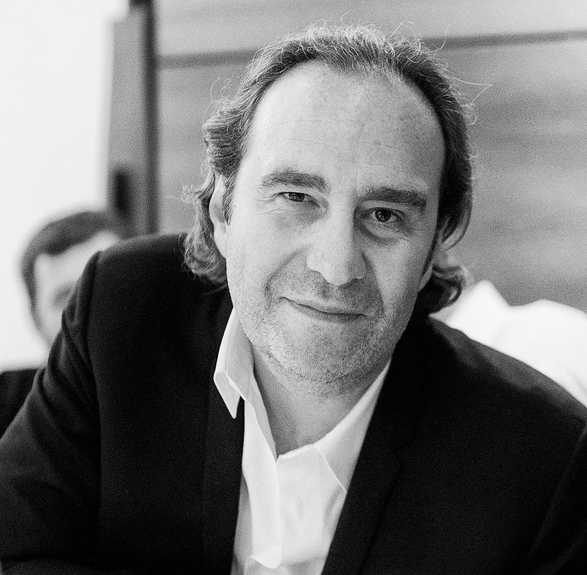 Xavier Niel acquiert l’hôtel parisien Villa Mazarin****