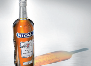 Un nouveau flacon design signé Ricard