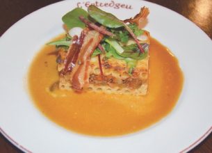 Mijoté de veau fondant aux poivrons et tomates, gratin de macaronis