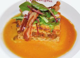 Mijoté de veau fondant aux poivrons et tomates, gratin de macaronis