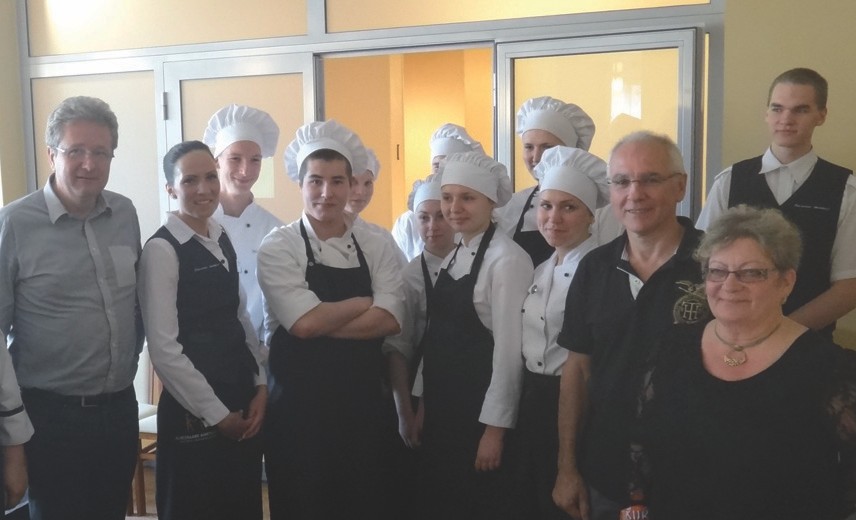 « Les Petits Plats Dans Les Grands » Voyages initiatiques