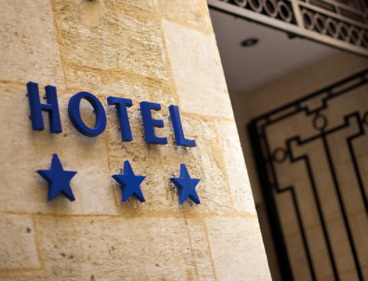 Un hôtel de tourisme peut être classé, quel que soit le nombre de chambres
