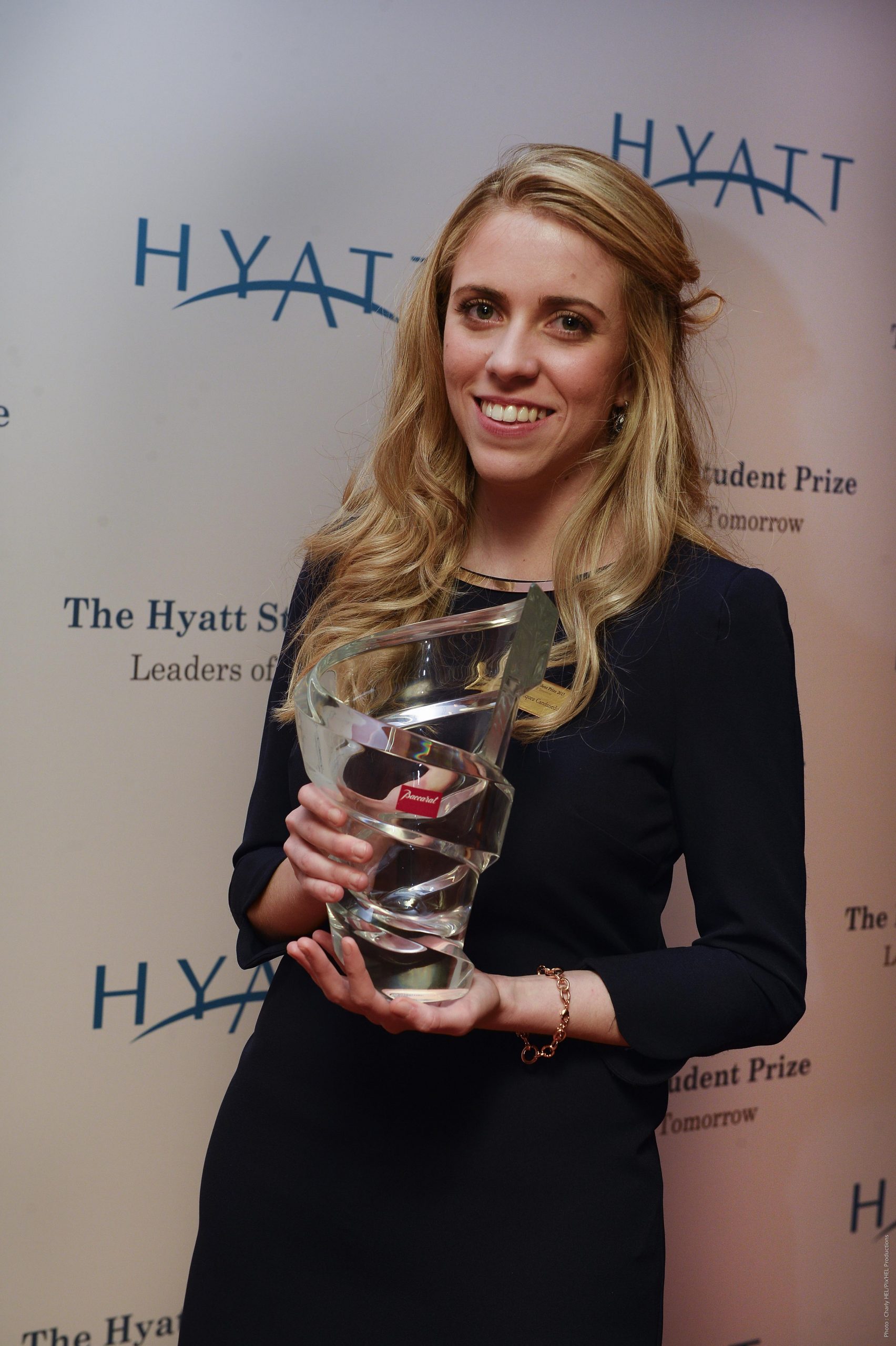 Elena Vasquez remporte le Prix du Meilleur Manager Hôtelier de Demain