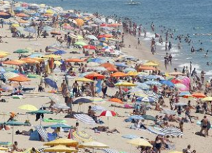 Les hôteliers français peu favorables au raccourcissement des vacances scolaires estivales