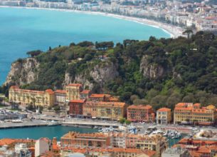 Le tourisme : une priorité nationale