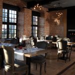 Un restaurant perché dans les vieux remparts