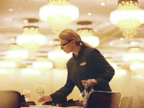 Un forum des métiers de l’hôtellerie restauration au Hyatt Regency Paris Etoile