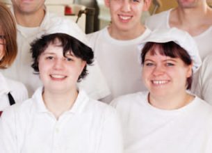 Le gouvernement a décidé d’assouplir le droit d’information des salariés en cas de cession de l’entreprise