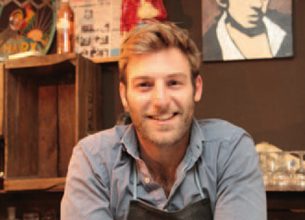 Le bar épicurien qui anime les soirées marseillaises