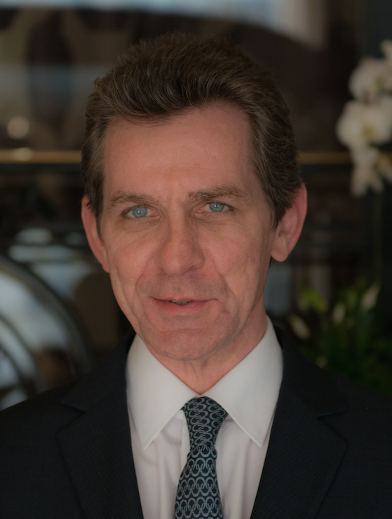 Norbert Henrot quitte le Raphael
