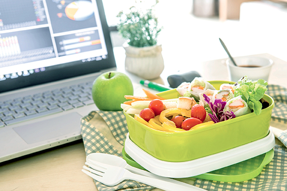 Pause repas dans les lieux de travail : les obligations de l’employeur