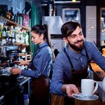 Une loi assouplit le cadre juridique applicable aux mineurs dans un débit de boissons à consommer sur place