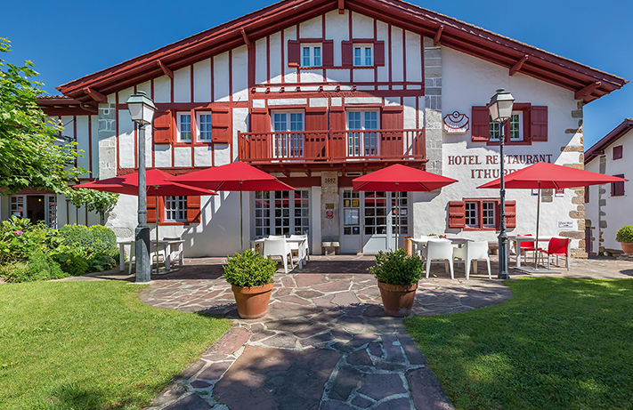 Hôtel-restaurant Ithurria : La modernité alliée au charme intact d’une maison de famille