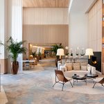 Le Riviera Marriott Hôtel : L’expérience du Rocher depuis le sol français