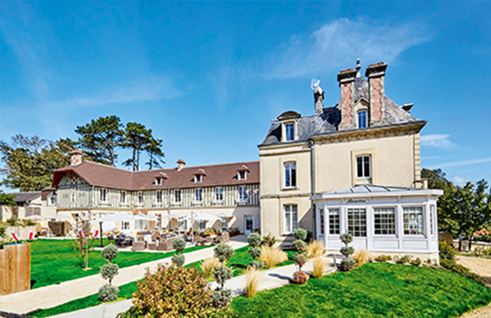 Les Villas d’Arromanches : La renaissance d’un établissement de charme typiquement normand