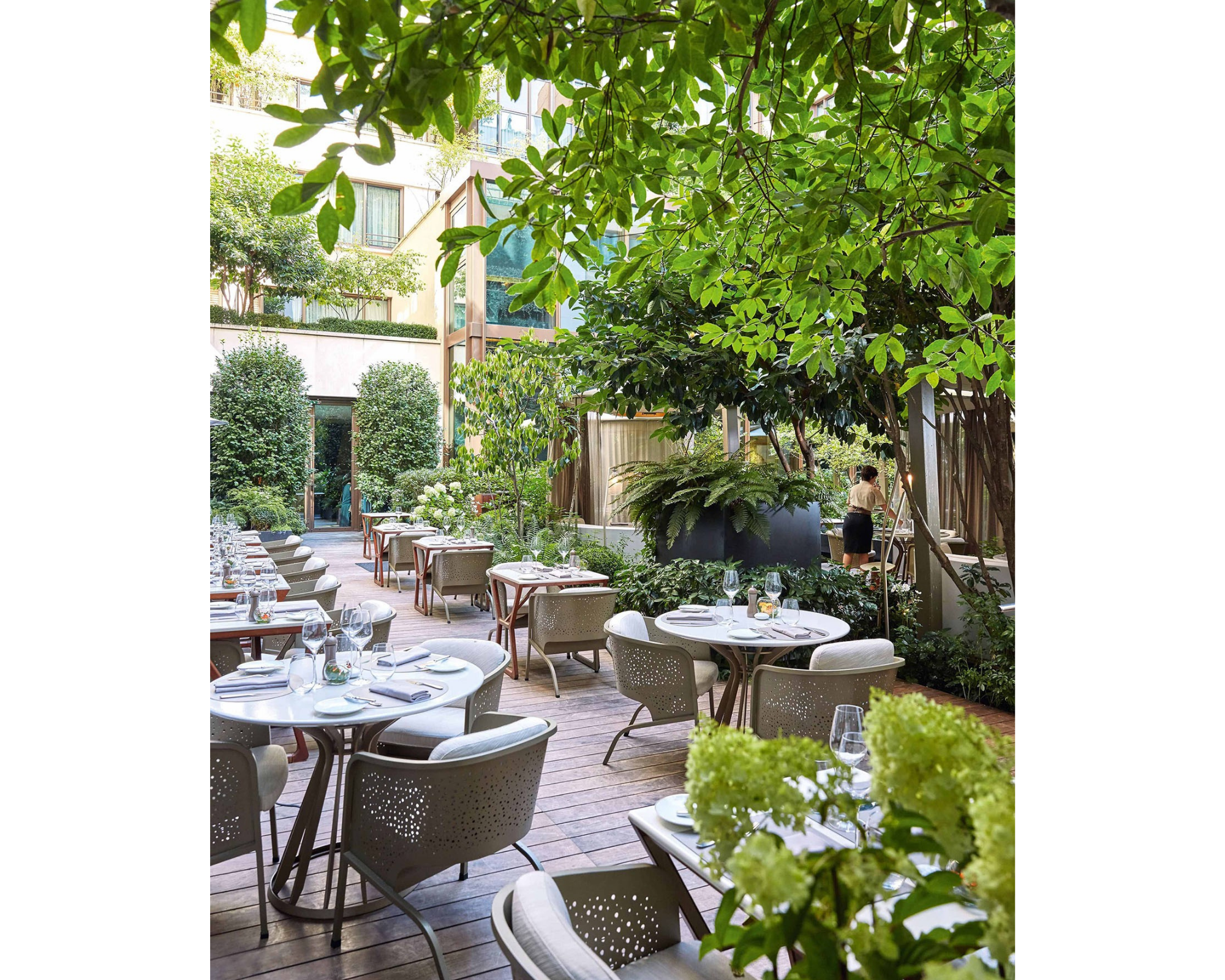 « Jardins et terrasses : cap sur les tendances », un dossier à retrouver dans notre n° d’avril 