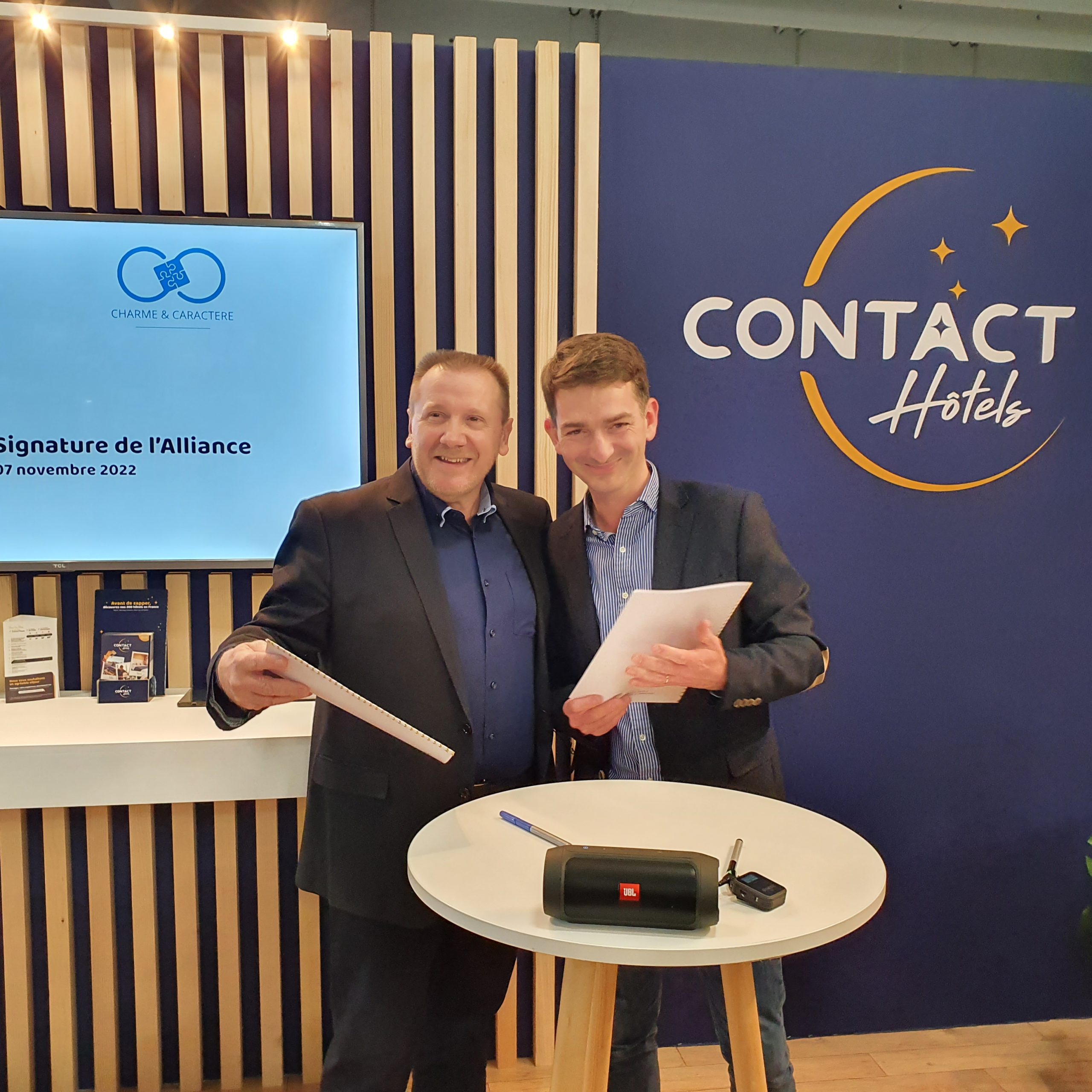 Alliance entre Contact Hôtels et Charme & Caractère