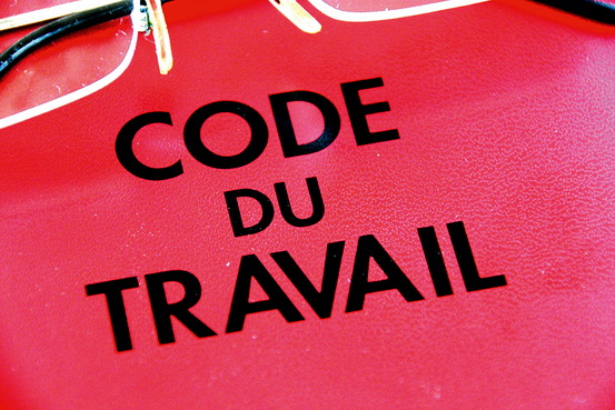 La justice reconnaît le droit à un syndicat de demander en référé la suspension du RI pour l’absence de consultation du CSE
