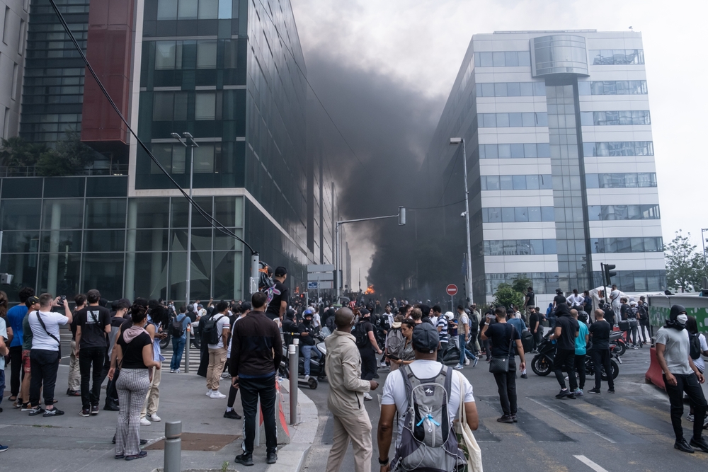Mort de Nahel : l’Umih et le Snarr condamnent les violences urbaines