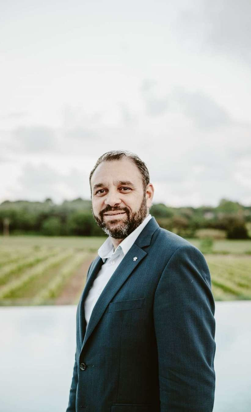Romain Henry nommé directeur de la restauration du Domaine de Verchant