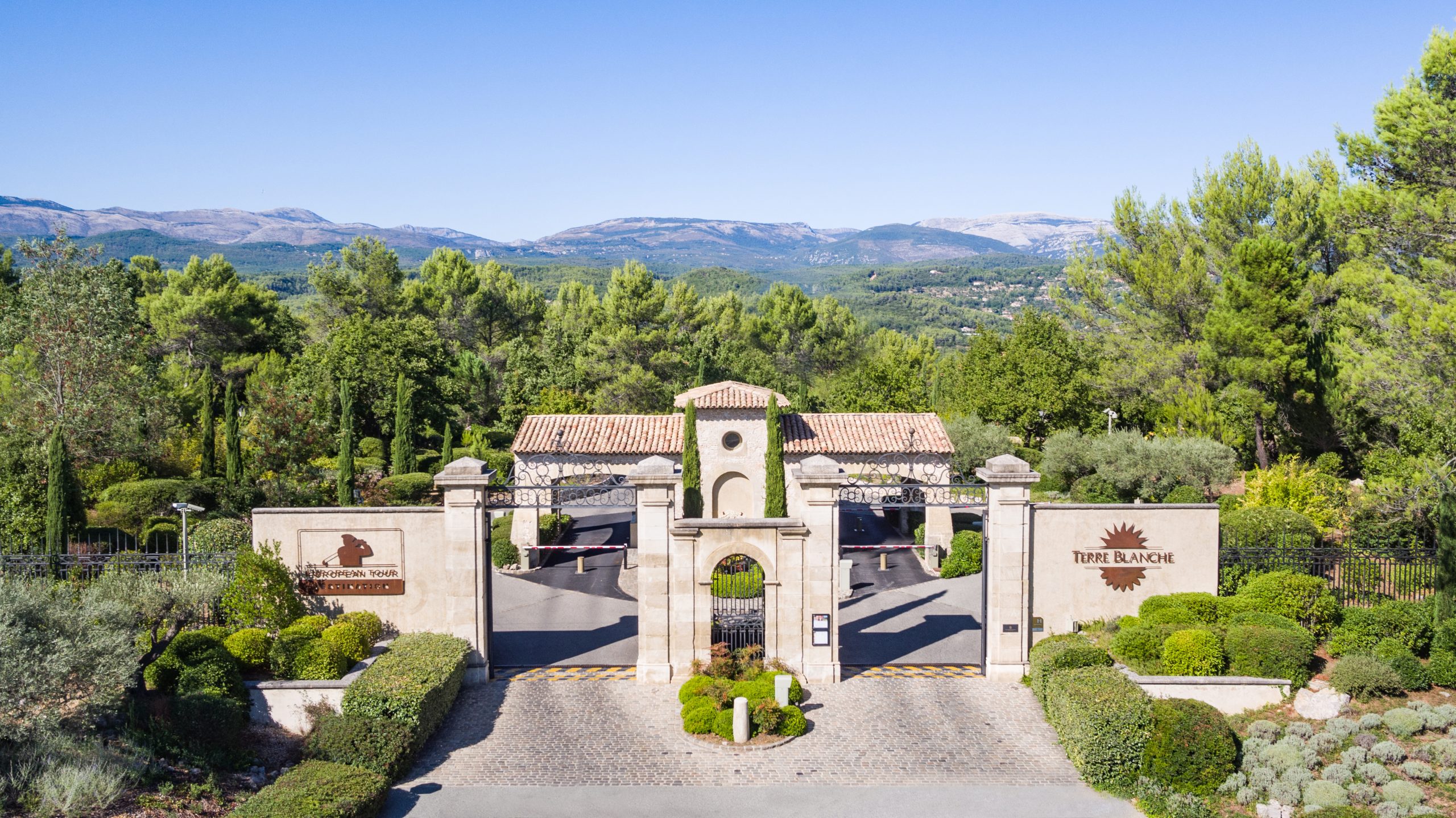 Terre Blanche Hotel, renouveau le 13 mars prochain