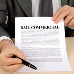LE BAIL COMMERCIAL SOUS L’ŒIL DU JUGE : entre cession d’un droit (au bail) et droit (d’option)