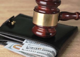 Saisie sur salaire : l’employeur hôtelier et la nouvelle procédure