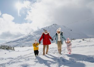 Kayak.fr révèle les intentions de voyage des Français pour les fêtes de fin d’année 2025