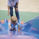 AMP ET ADOPTION : tou(te)salarié(e)s et couples – dont ceux de même sexe – bénéficiaires de nouvelles garanties en environnement professionnel