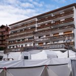 « Ce drame doit nous conduire à nous interroger collectivement » : Le GHR réagit à l’incendie mortel dans un bar en Suisse