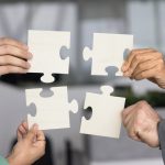 PACTE D’ASSOCIÉS ET MUTATION DES PARTS DE L’UN DES SIGNATAIRES : le cessionnaire est-il lié par les engagements du cédant figurant dans le pacte ?